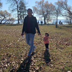 Meet your Posher, Tenzin